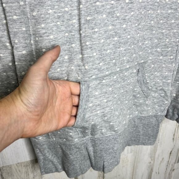 SO Women's Long Sleeve Polka Dot Sweater Gray White Size Medium - Picture 4 of 11